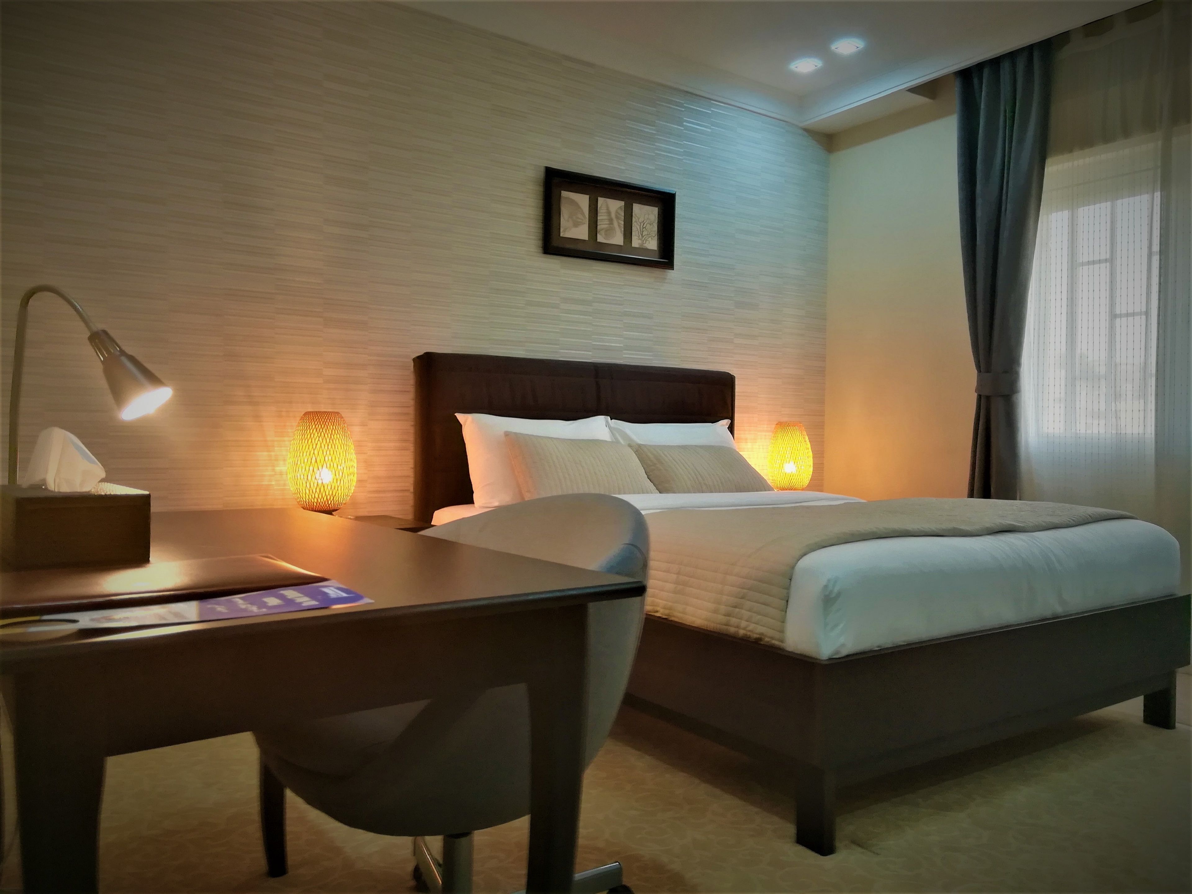 1 bedroom, premium bedding, minibar, in-room safe