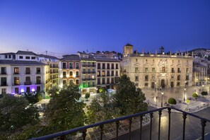 الإطلالة من المنشأة