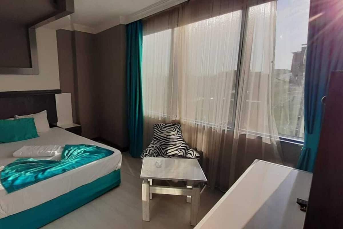 Singola Standard | Bagno | Doccia, asciugacapelli, pantofole, asciugamani