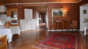 Unclassified image, 2 of 50, button - Åsa Jutegård (Åsa)