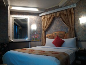 Basic Double Room (Rose) - Boston Hotel (Chiayi City)