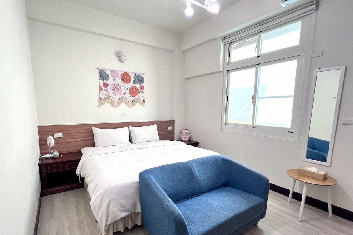 Superior Double Room (502)