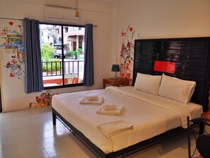 Standard Double Room with Balcony - Baanmaeresidence (Pattaya)