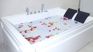 Suite | Baignoire profonde