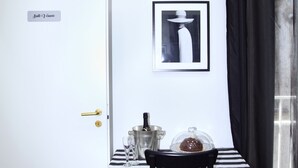 Suite | Repas dans la chambre