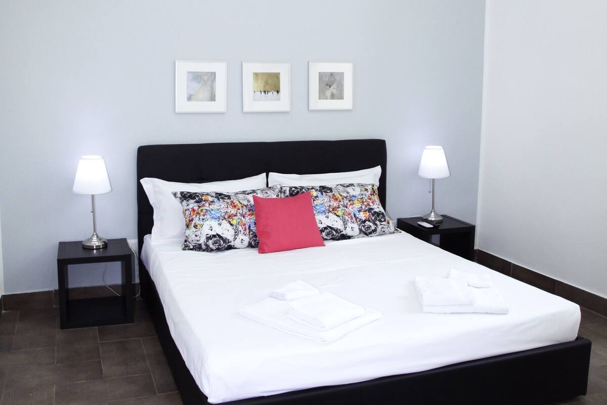 Apartment (2) | 1 bedroom, Frette Italian sheets, hypo-allergenic bedding available