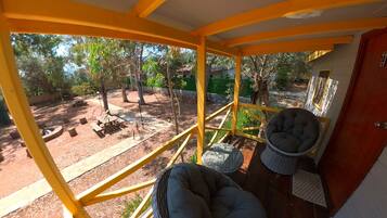 Family Bungalow, 1 Queen Bed with Sofa bed, Garden View | Terrace/patio