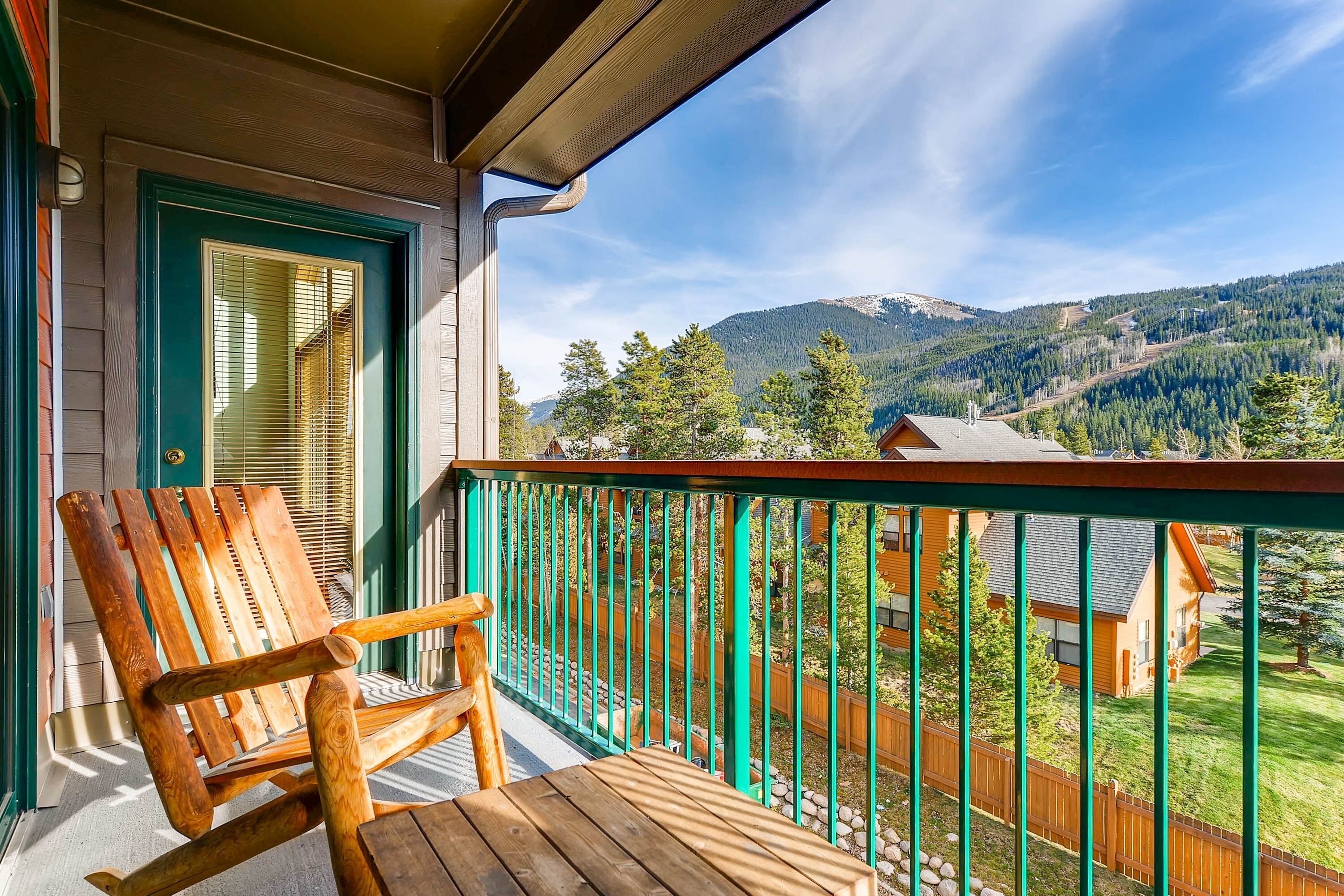 Condo, 4 phòng ngủ | Ban công