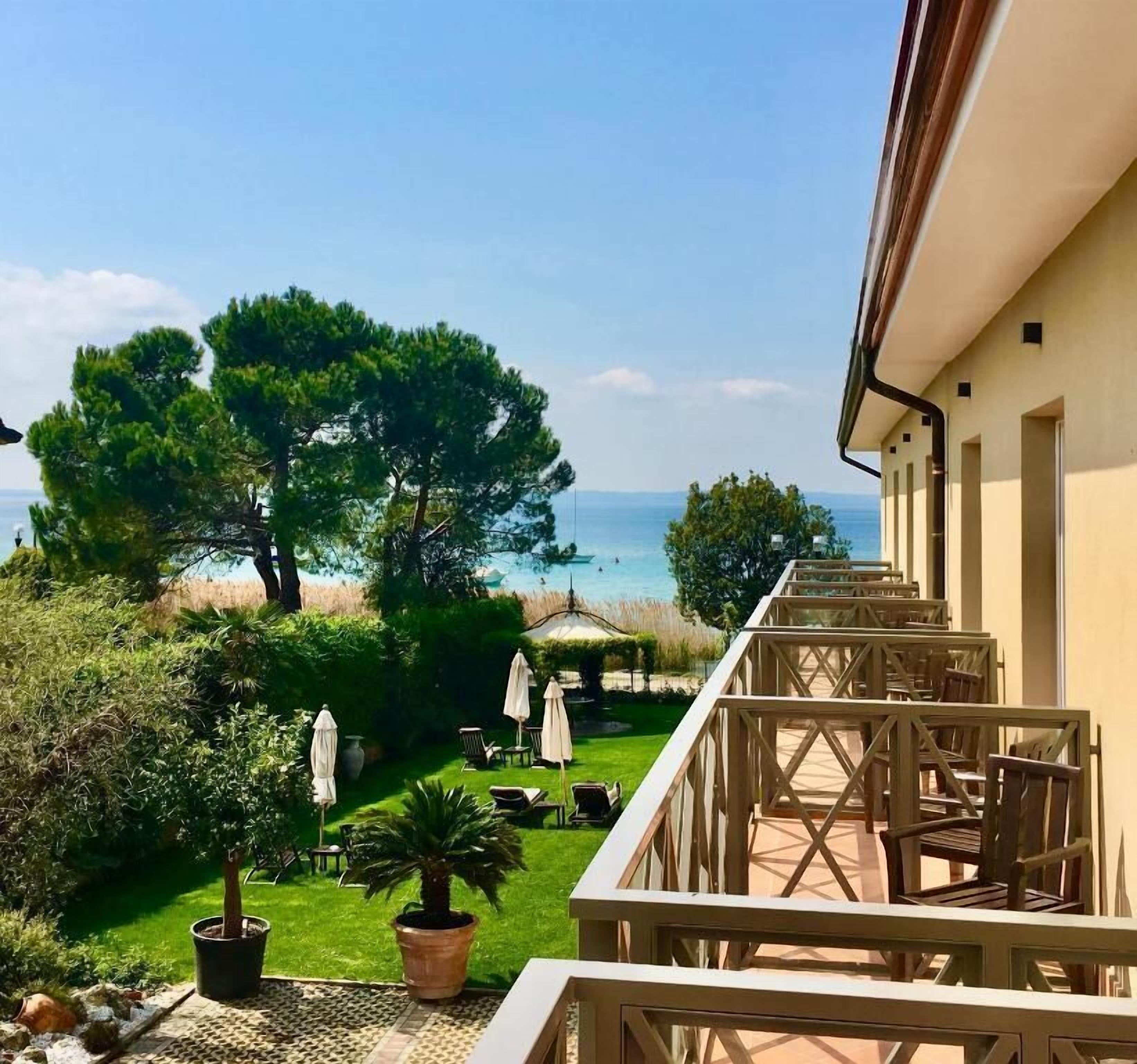 superior room | terrace/patio