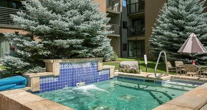 311 Vail International - 2 Br Condo