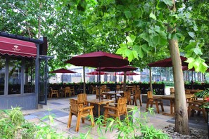 Garden - Oak Chateau Beijing (Beijing)