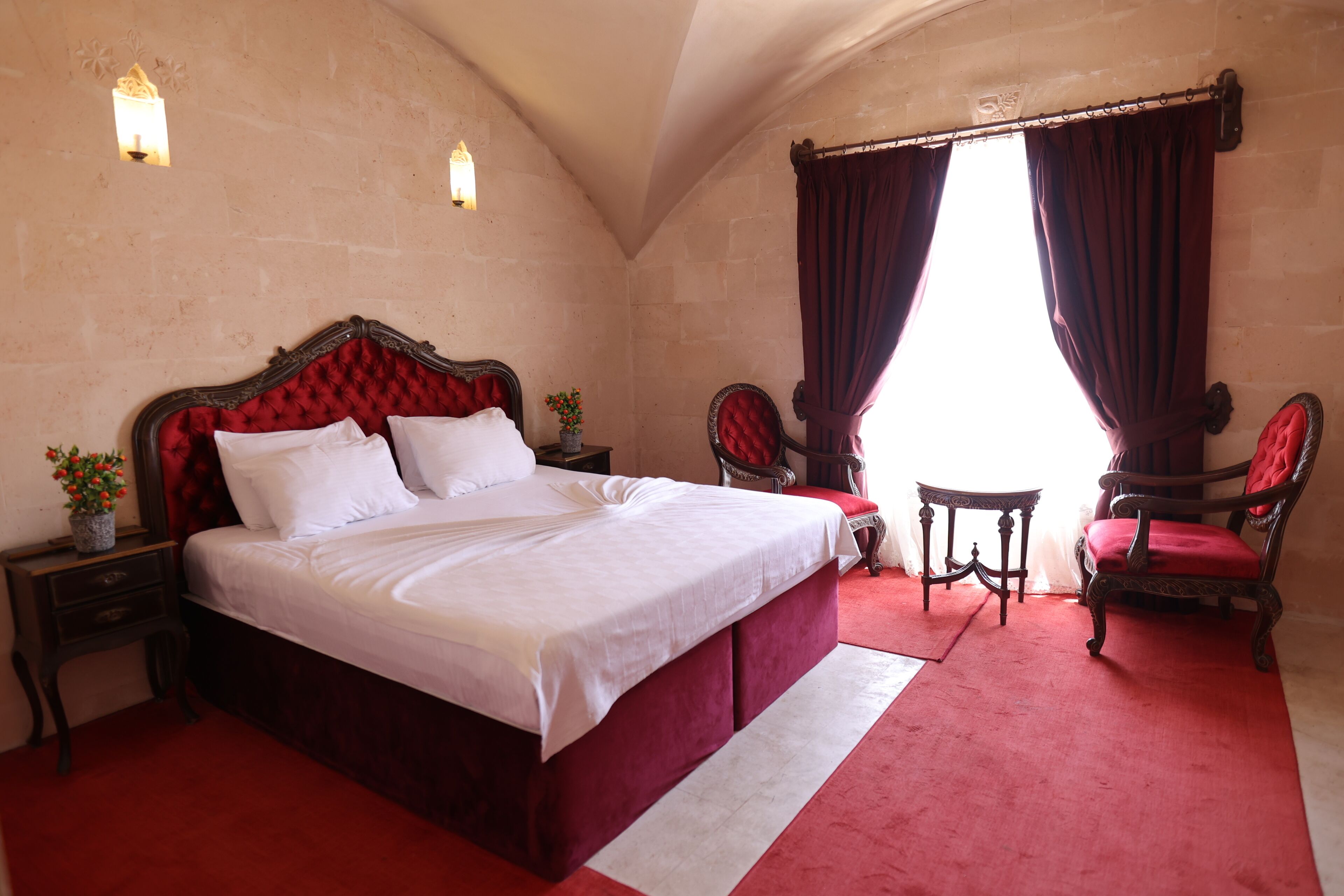standard double room | premium bedding, down duvets, free minibar items, in-room safe