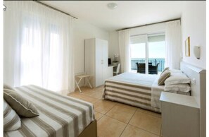 Coffres-forts dans les chambres, bureau, Wi-Fi gratuit