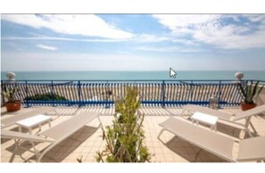 Terrace/patio - Hotel Plaza Esplanade (Jesolo)
