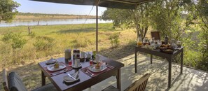 Free daily buffet breakfast  - Kicheche Laikipia Camp (Nanyuki)
