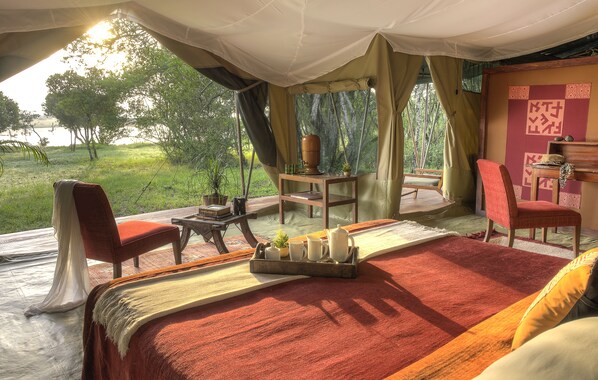 Premium bedding, down duvets, bed sheets - Kicheche Laikipia Camp (Nanyuki)