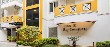 Fachada da propriedade