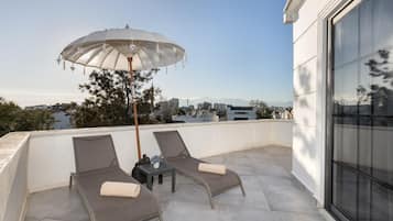 Junior Suite, Jetted Tub | Terrace/patio