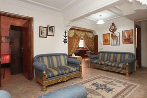 Appartement, 2 chambres | Salle de séjour
