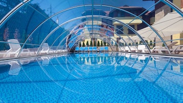 Sesongbasert utendørsbasseng