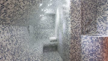 Turkish bath, deep-tissue massages, sports massages, massages