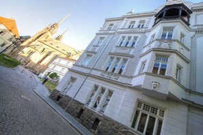 Front of property - Bishop Apartments (Brno)