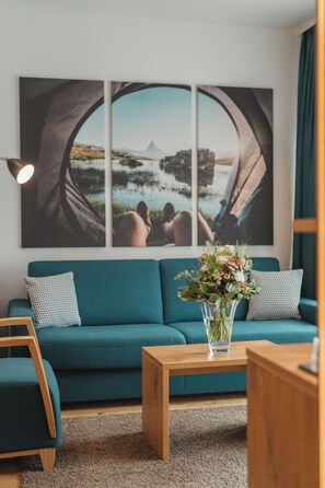 Hypo-allergenic bedding, minibar, in-room safe, desk - Alpen Resort & Spa Zermatt (Zermatt)