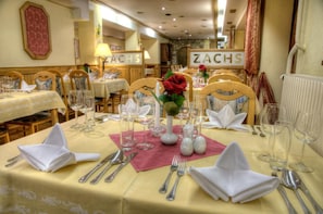 Dinner served - Hotel Zachs (St. Margarethen)