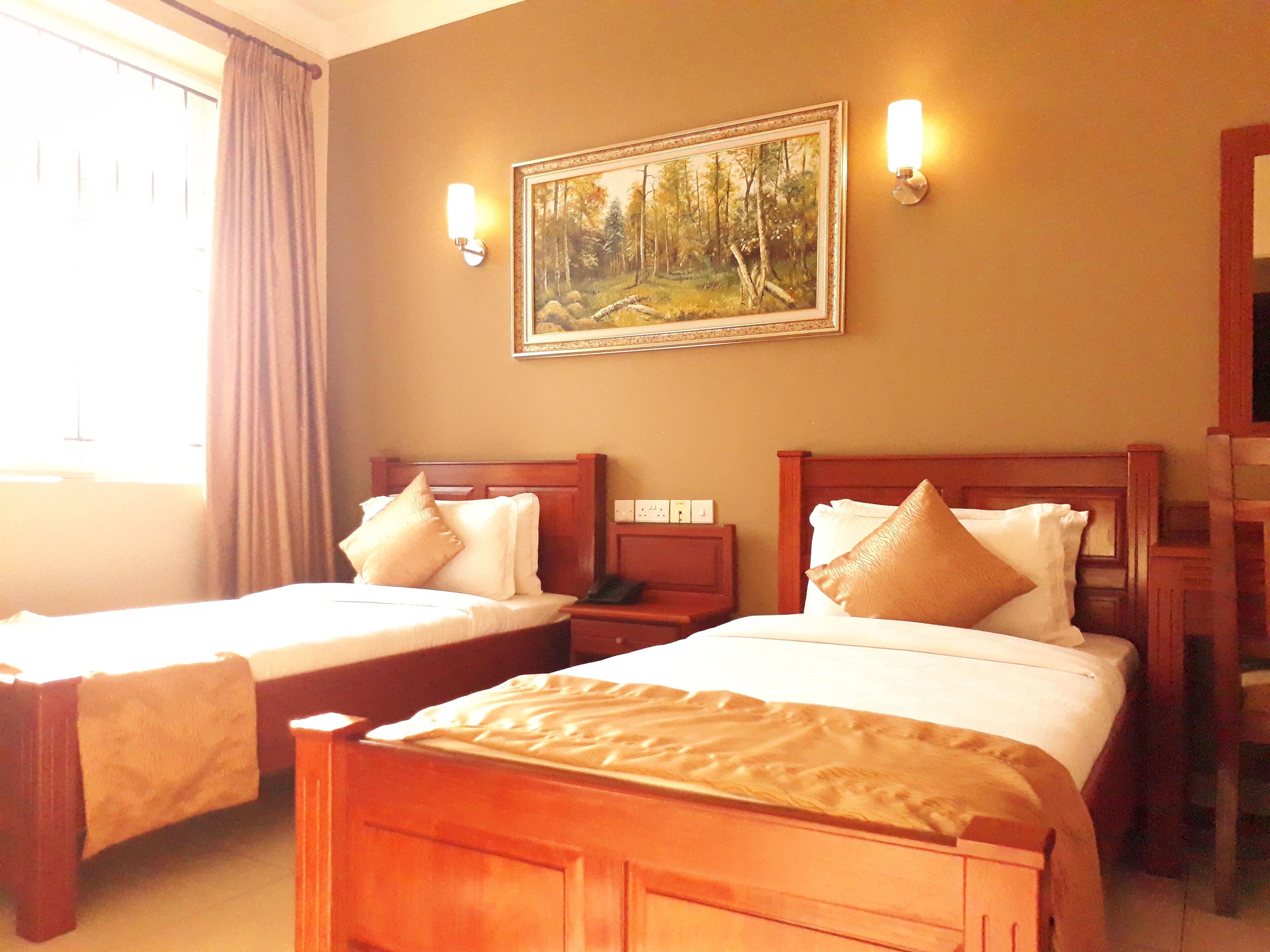 comfort apartment, 2 bedrooms, city view, executive level | 1 bedroom, minibar, in-room safe, desk