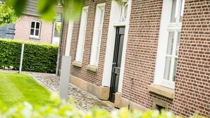 Front of property - Hof Veldink (Emlichheim)