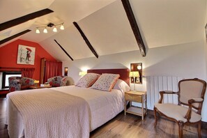 Garden view - Gite de Kerberso (Plehedel)