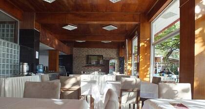 Acet Hotel