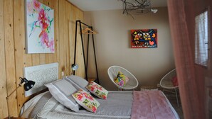 Habitación Confort doble | Caja fuerte, espacio para trabajar con un portátil, wifi gratis