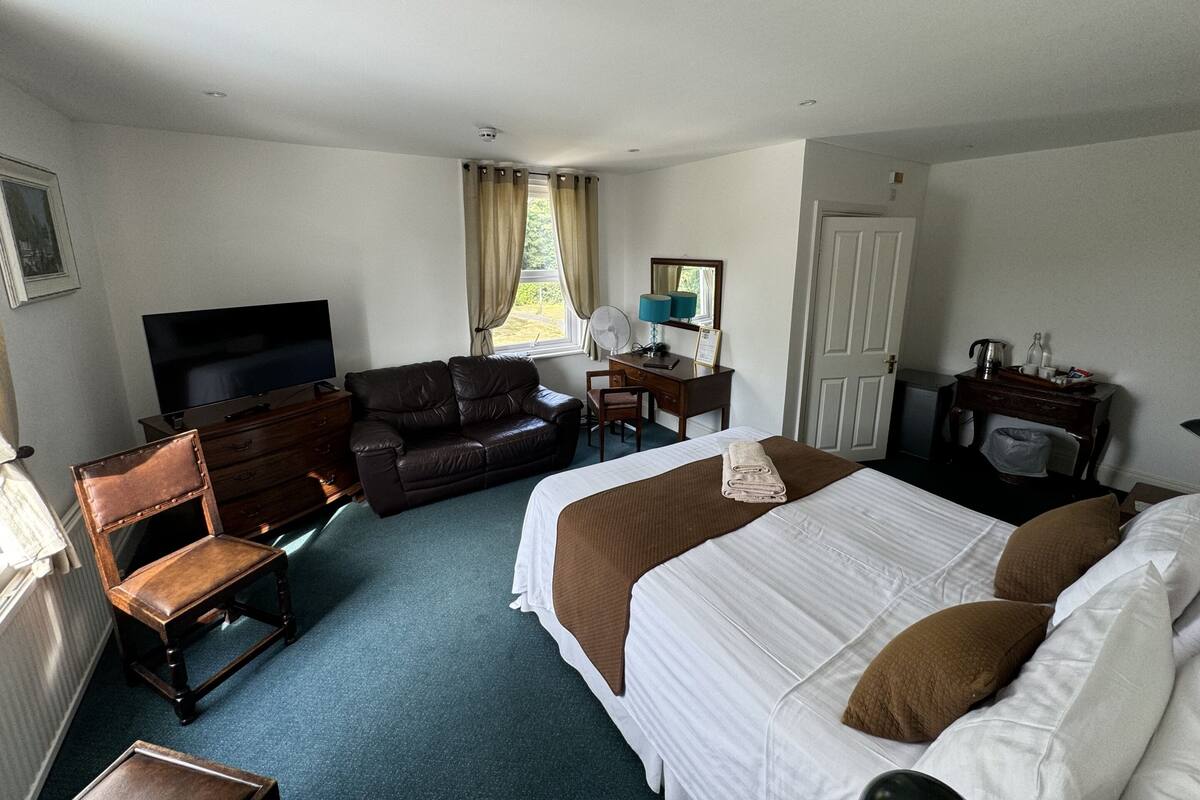 Deluxe Double Room, Ensuite, Garden View | 1 bedroom