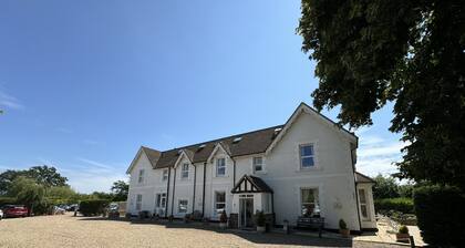 Hookwood Lodge