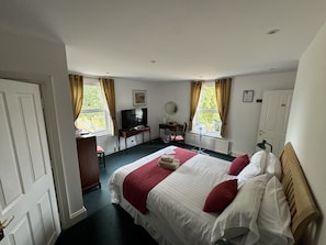 Double or Twin Room, Ensuite, Garden View | 1 bedroom
