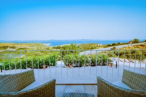 Deluxe Double Room, Balcony, Sea View - Aika Akvaryum (Bozcaada)