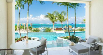 Beachfront at Windsong on the Reef