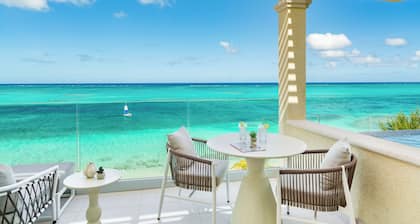 Beachfront at Windsong on the Reef