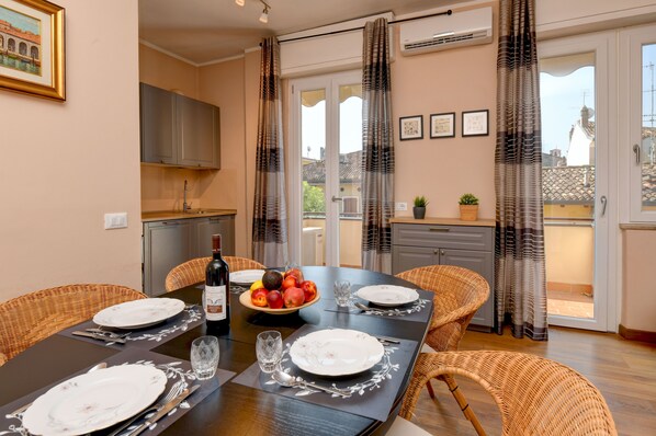 Flat-screen TV - Desenzanoloft – Smile on the Lake (Desenzano del Garda)