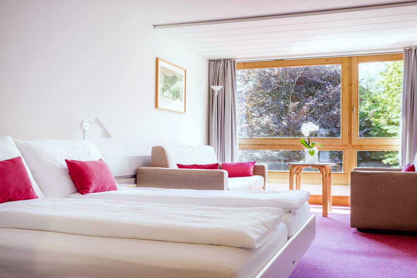 triple room | in-room safe, individually decorated, desk, laptop workspace