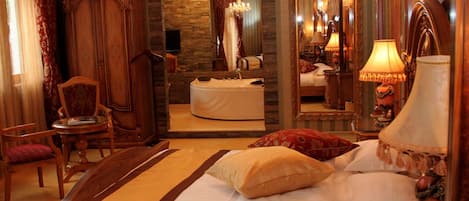 Presidential Suite | Premium bedding, minibar, in-room safe, desk