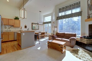 Condo, 2 Bedrooms | Interior - A5 Gore Trail (Silverthorne)