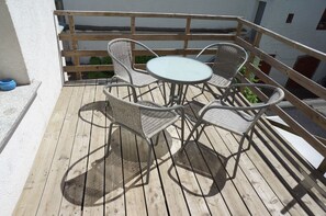 Deluxe Apartment, 2 Bedrooms, Balcony (Apt 2 - 74qm) | Balcony