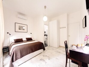 書桌、熨斗/熨衣板、免費無線上網