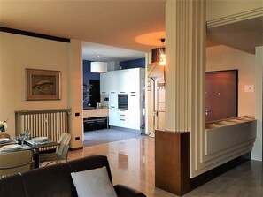 Appartement, 2 chambres, terrasse, vue lac | Salon Exécutif
