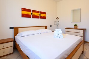 1 bedroom, iron/ironing board, free WiFi, bed sheets - Desenzanoloft – Fiore del Garda (Sirmione)