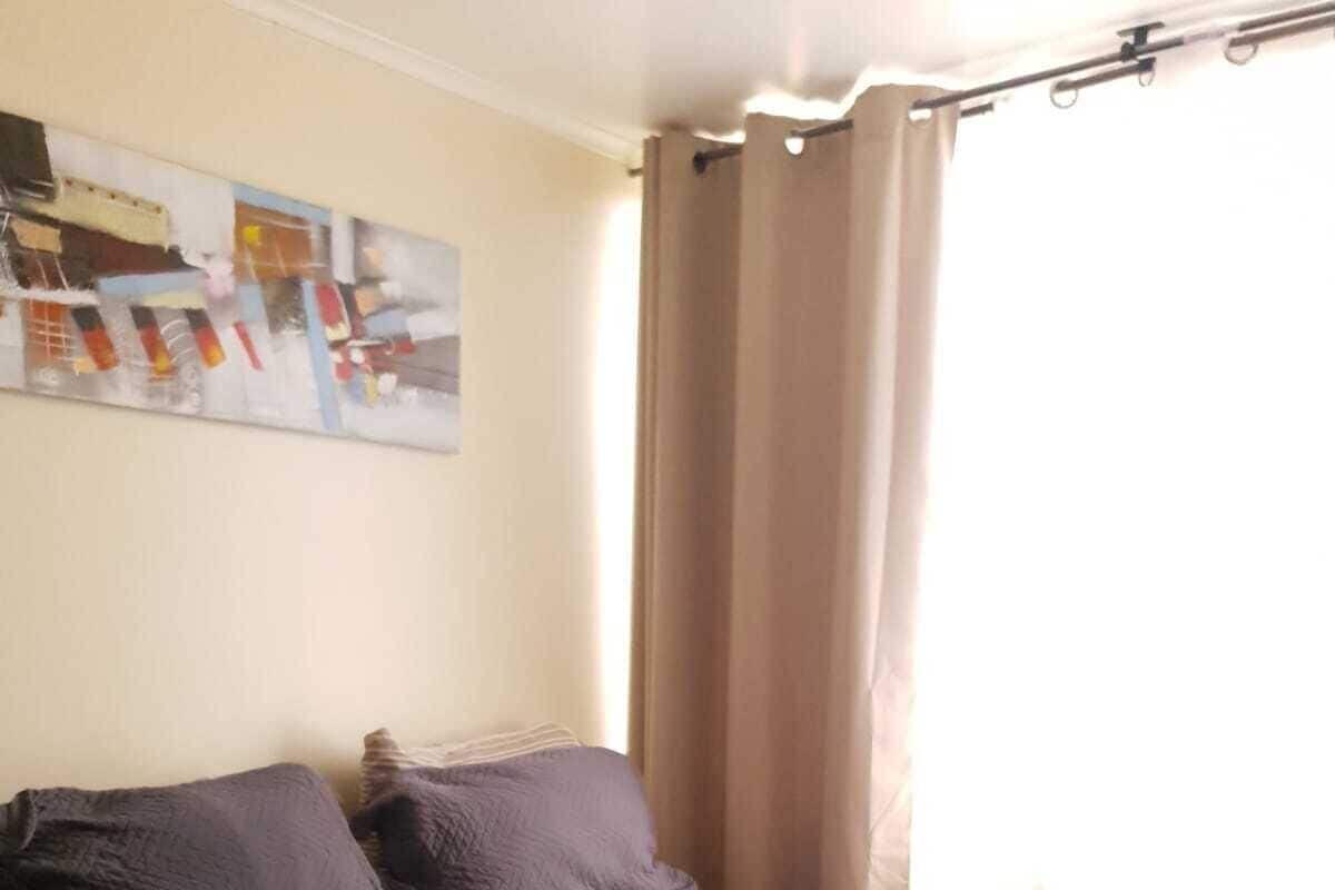 2 bedrooms, premium bedding, down comforters, individually decorated