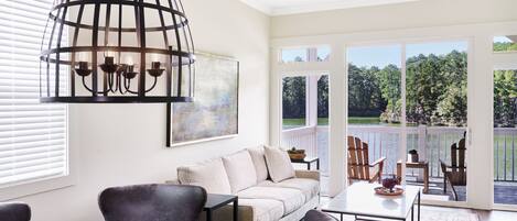 Deluxe Villa, 2 Bedrooms | Desk, iron/ironing board, free cribs/infant beds, bed sheets