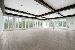 Meeting facility - Foxhall Resort (Douglasville)